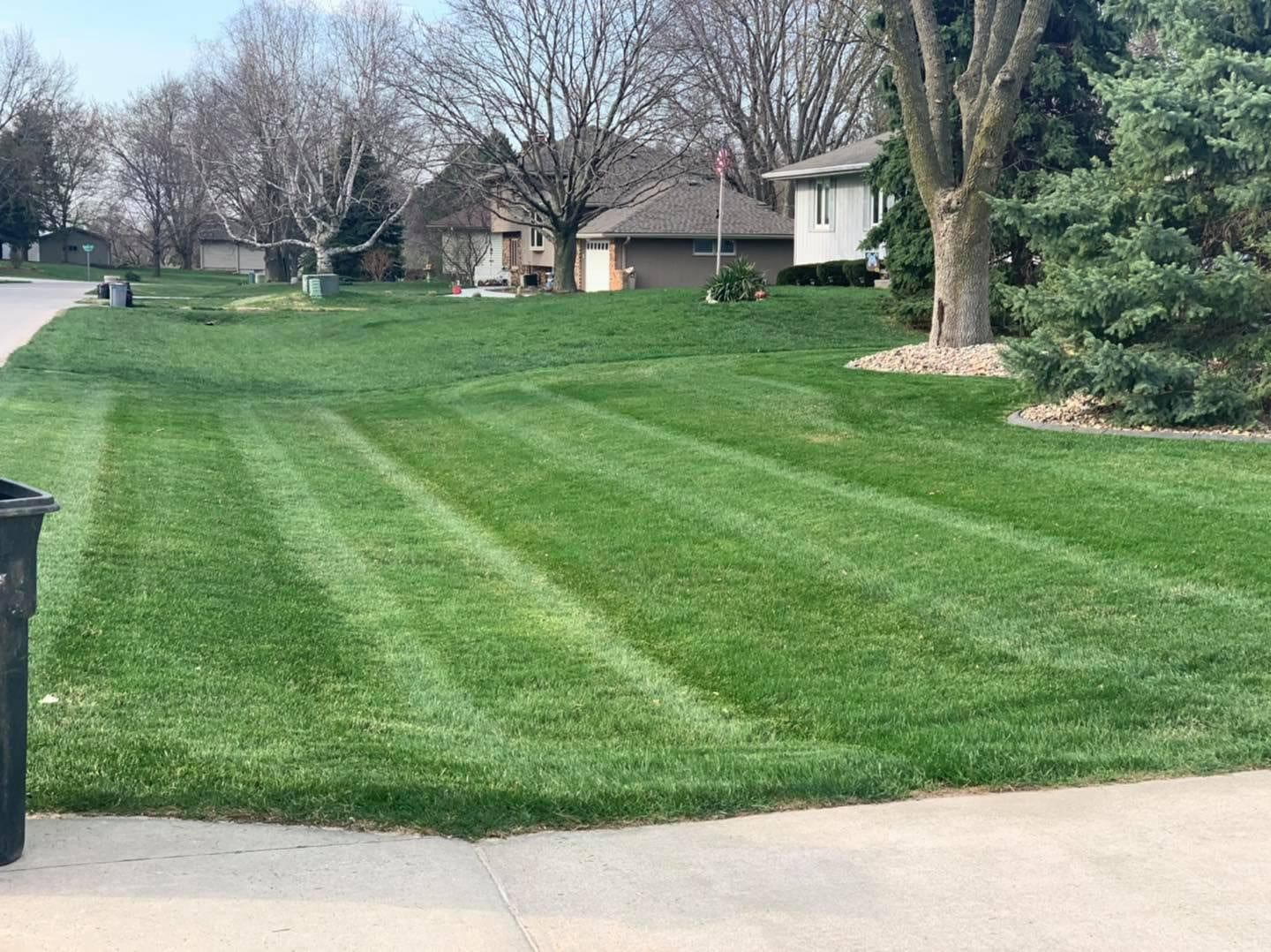 A lawn that has been cut in the grass.
